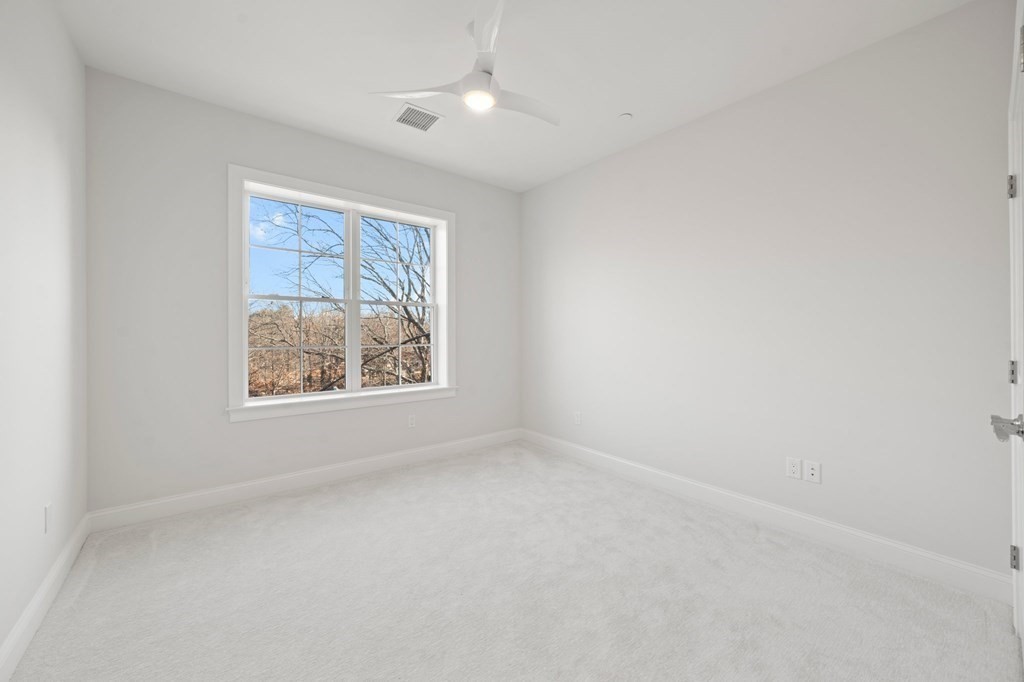 60 Coppersmith Way # 404