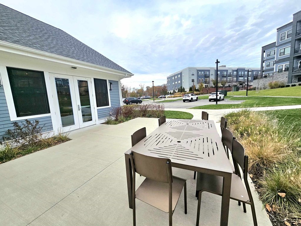 60 Coppersmith Way # 404