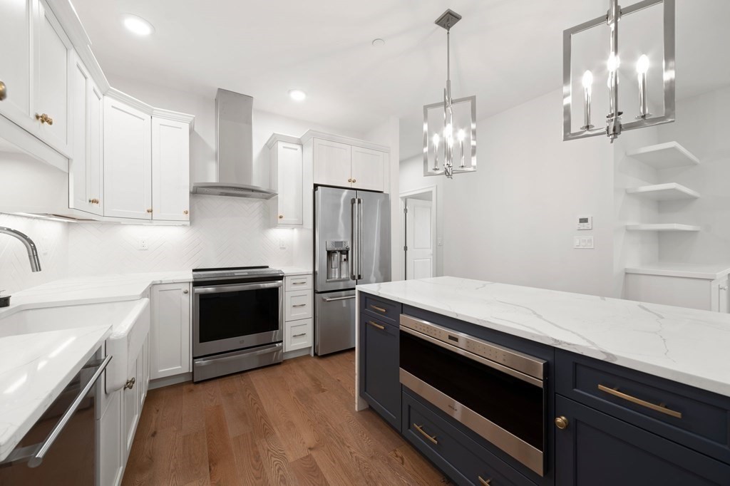 60 Coppersmith Way # 404