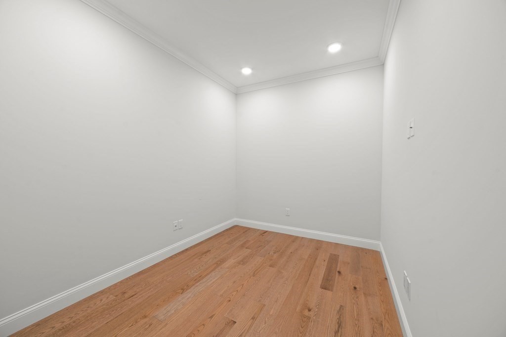 60 Coppersmith Way # 404