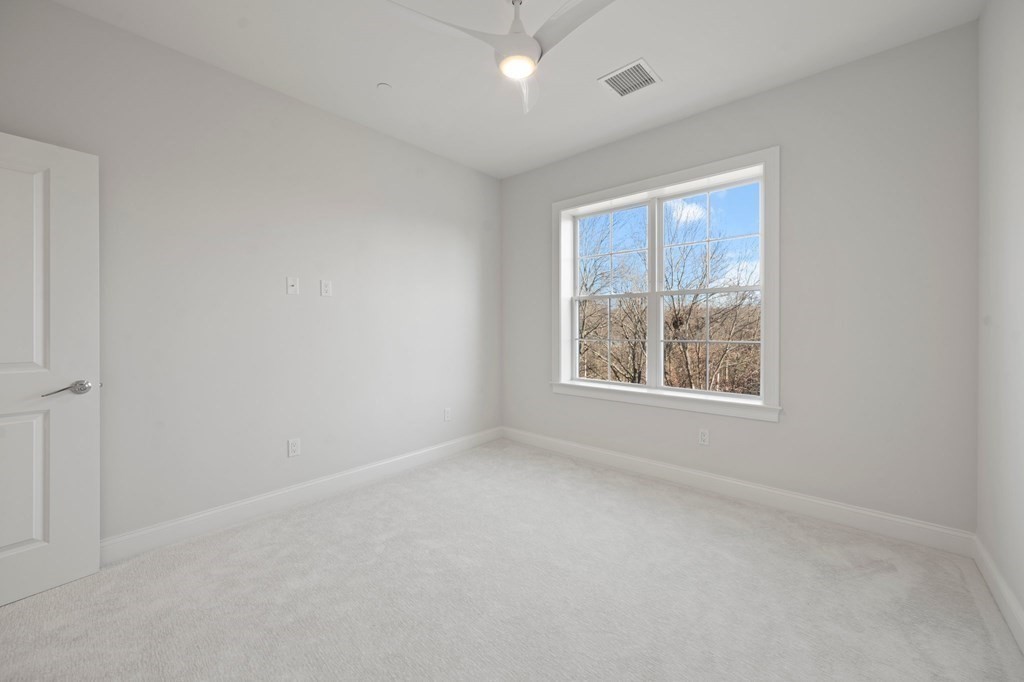 60 Coppersmith Way # 404