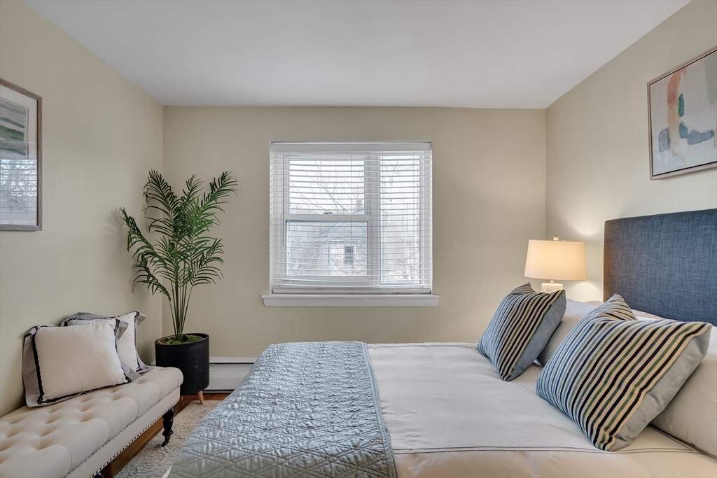 91 Chestnut St # 6
