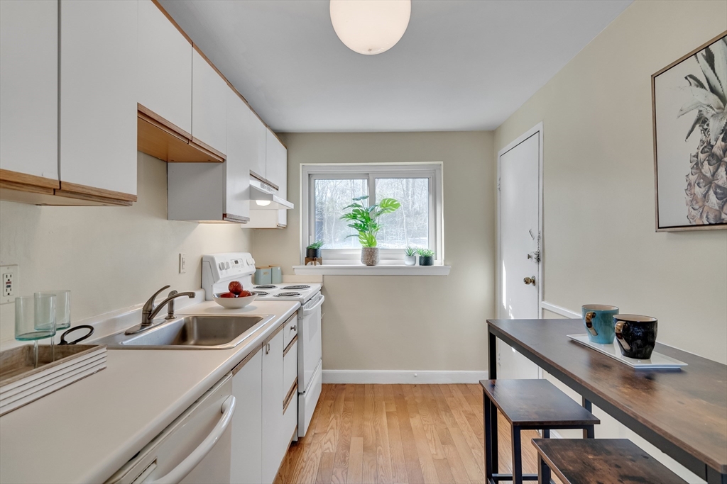 91 Chestnut St # 6
