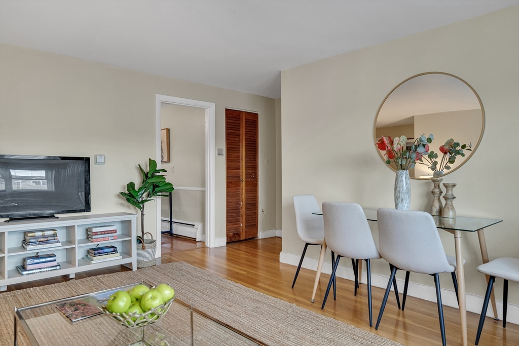 91 Chestnut St # 6