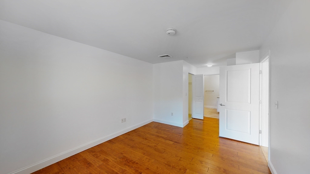318 Rindge Ave # 212