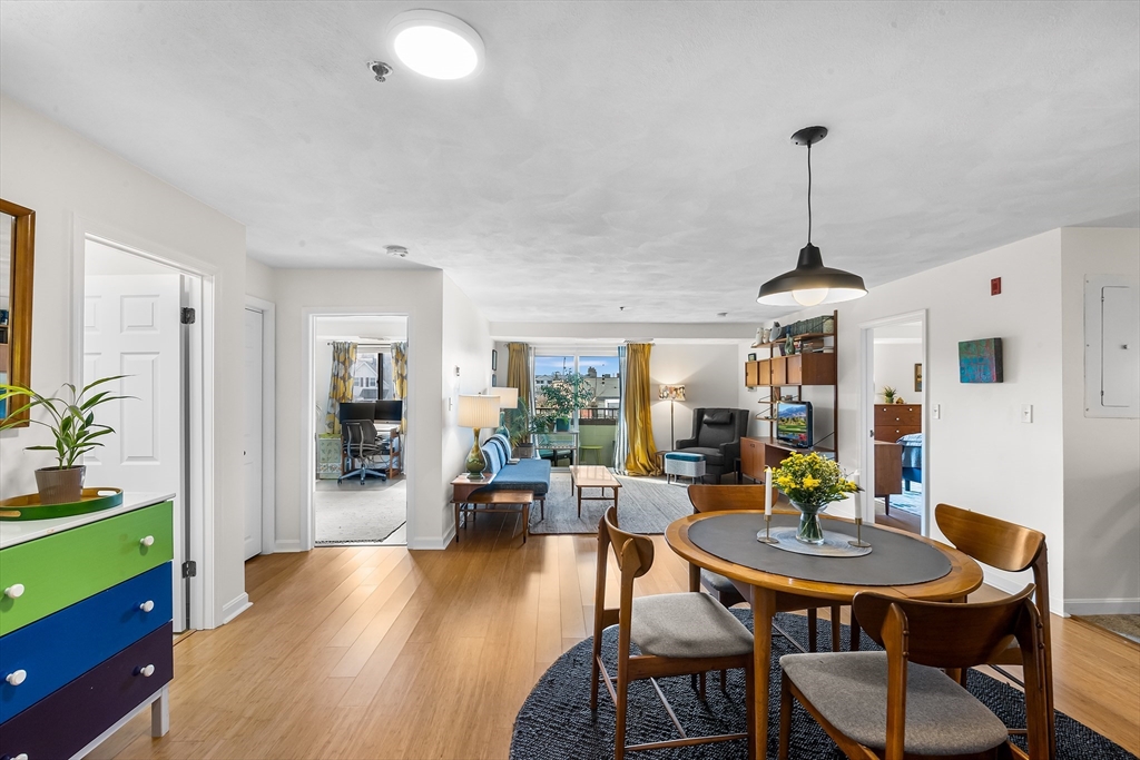 39 Parlin St # 104