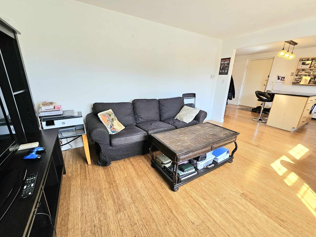 31 Pond St # 19