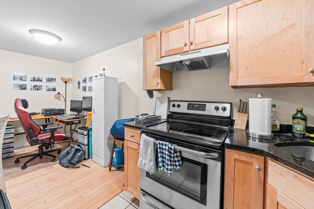 112 Sycamore St # 2