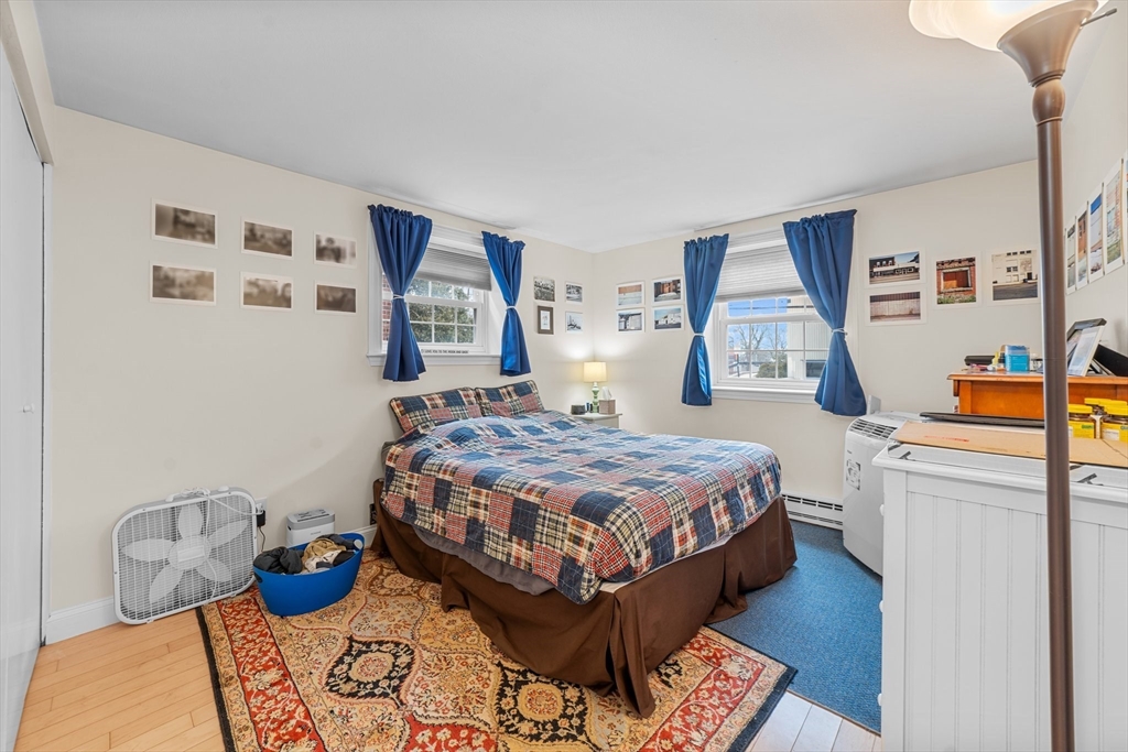 112 Sycamore St # 2