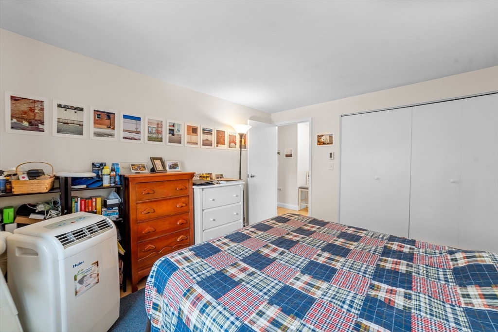 112 Sycamore St # 2