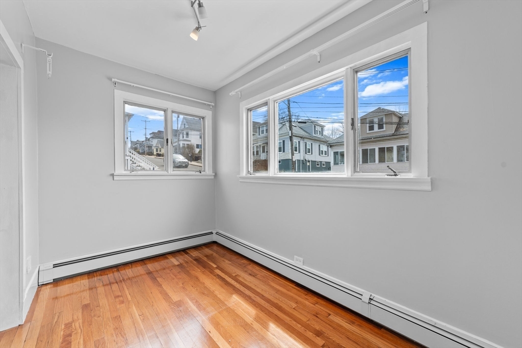 28 Garland St