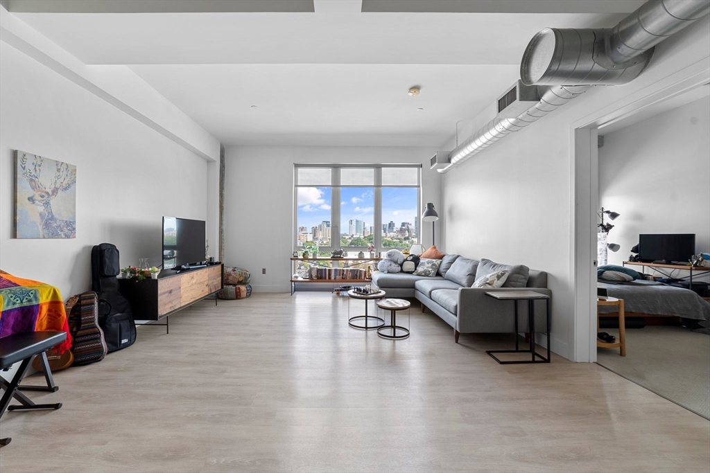 9 Medford St Unit: 711