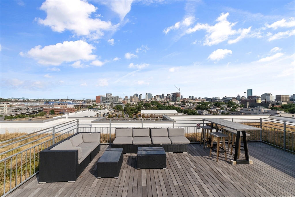 9 Medford St Unit: 711