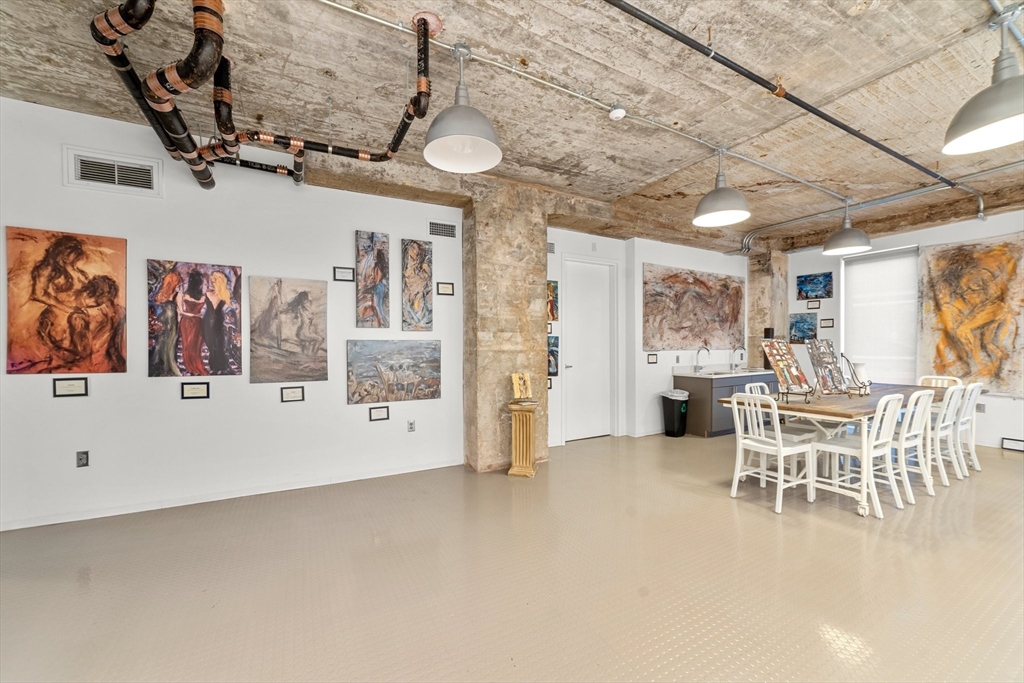 9 Medford St Unit: 711