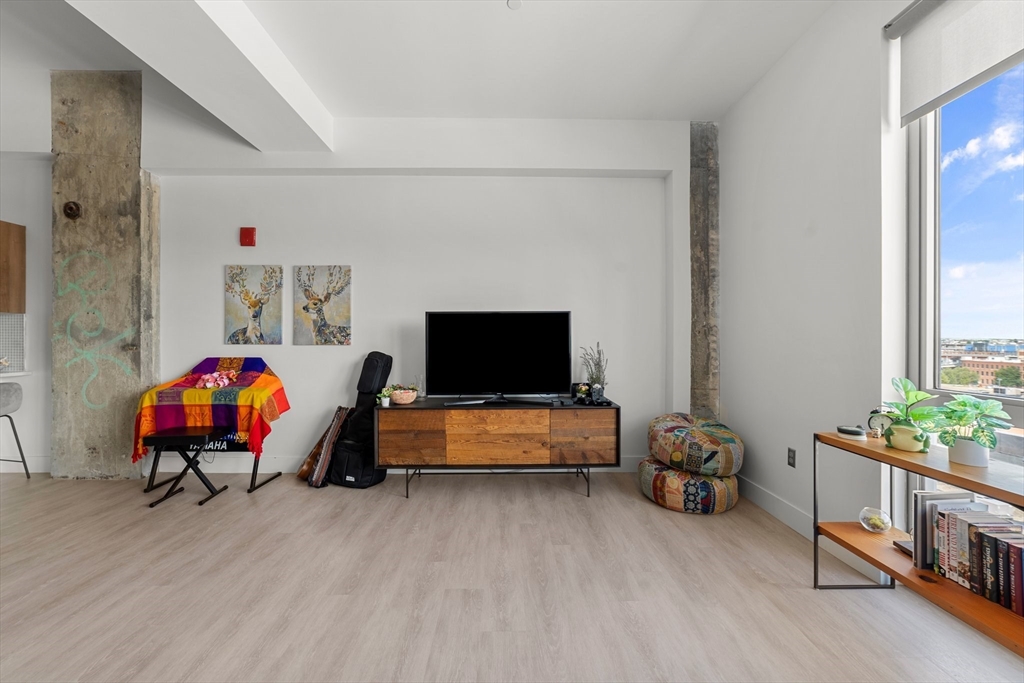 9 Medford St Unit: 711
