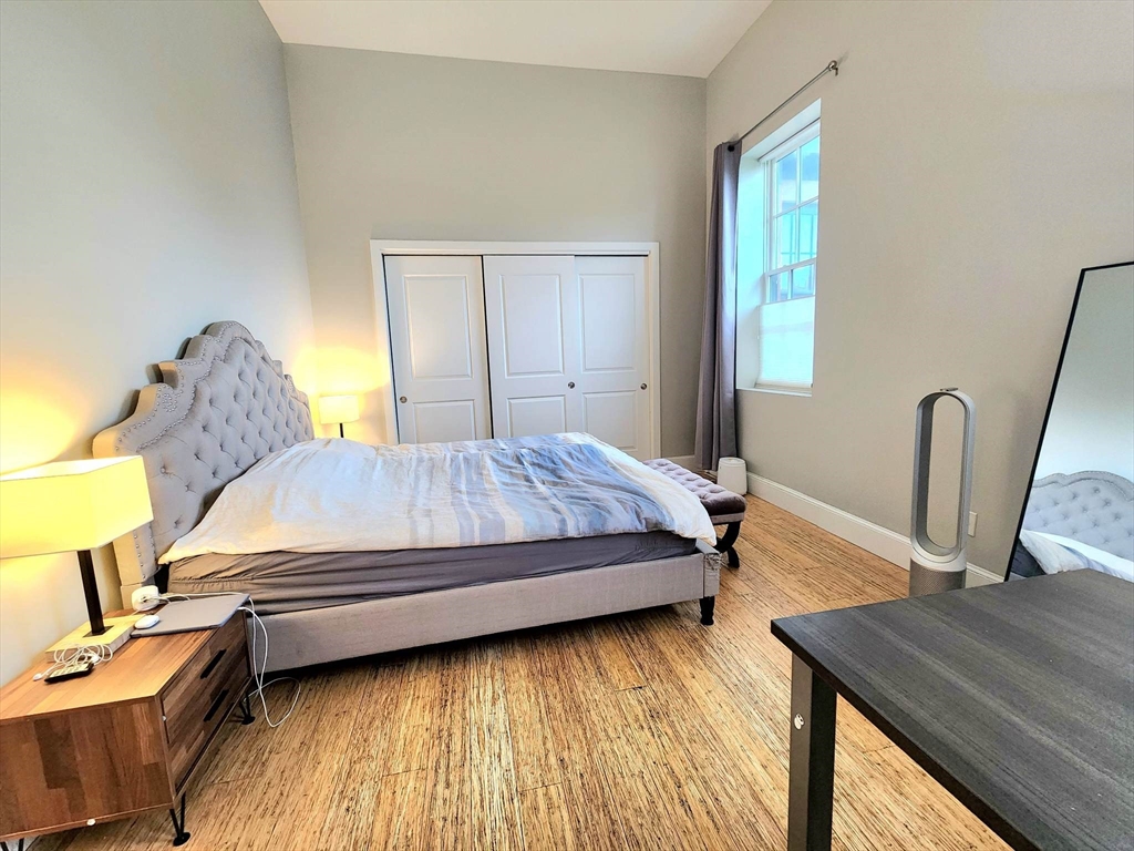 7 Waverley St # 7