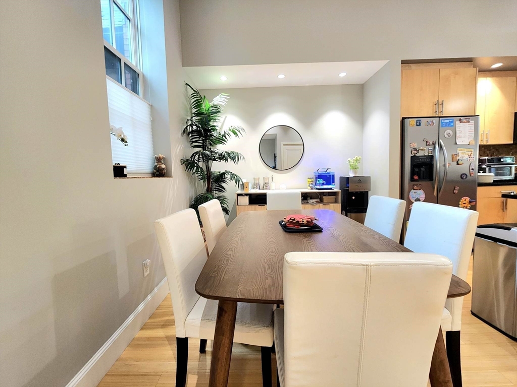 7 Waverley St # 7