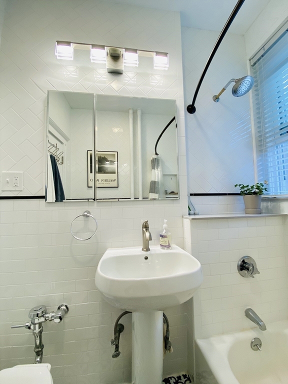 429 Washington Street # 2