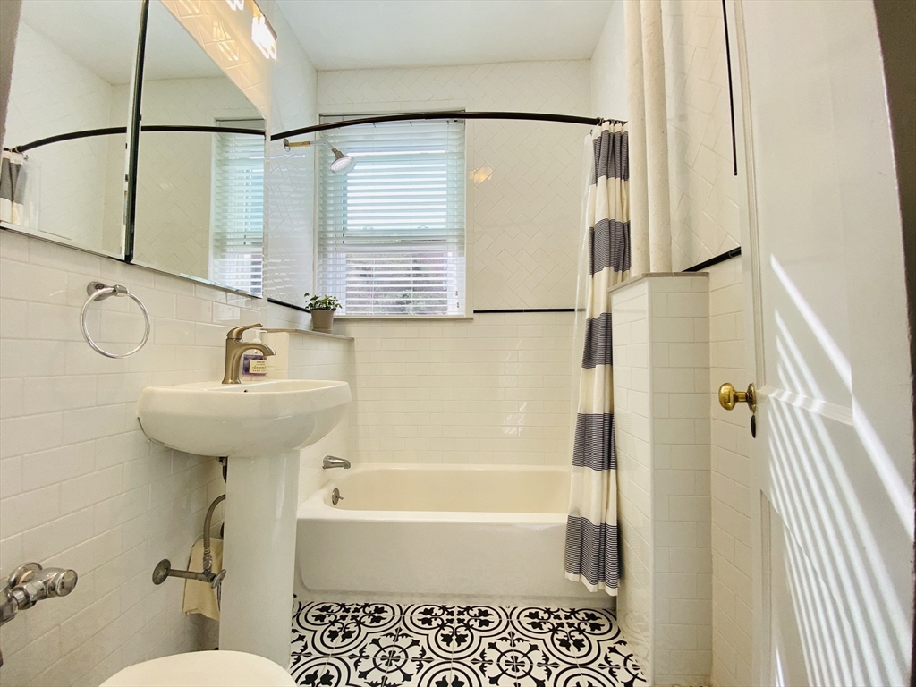 429 Washington Street # 2