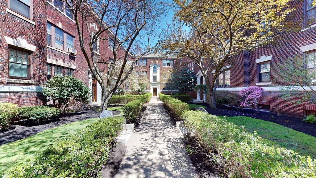 429 Washington Street # 2