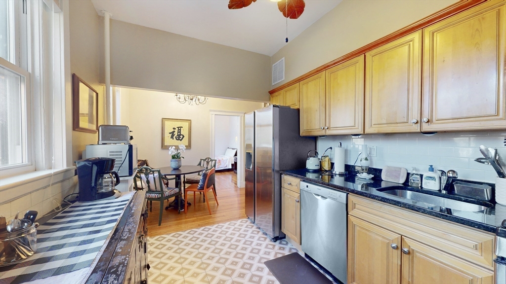 429 Washington Street # 2