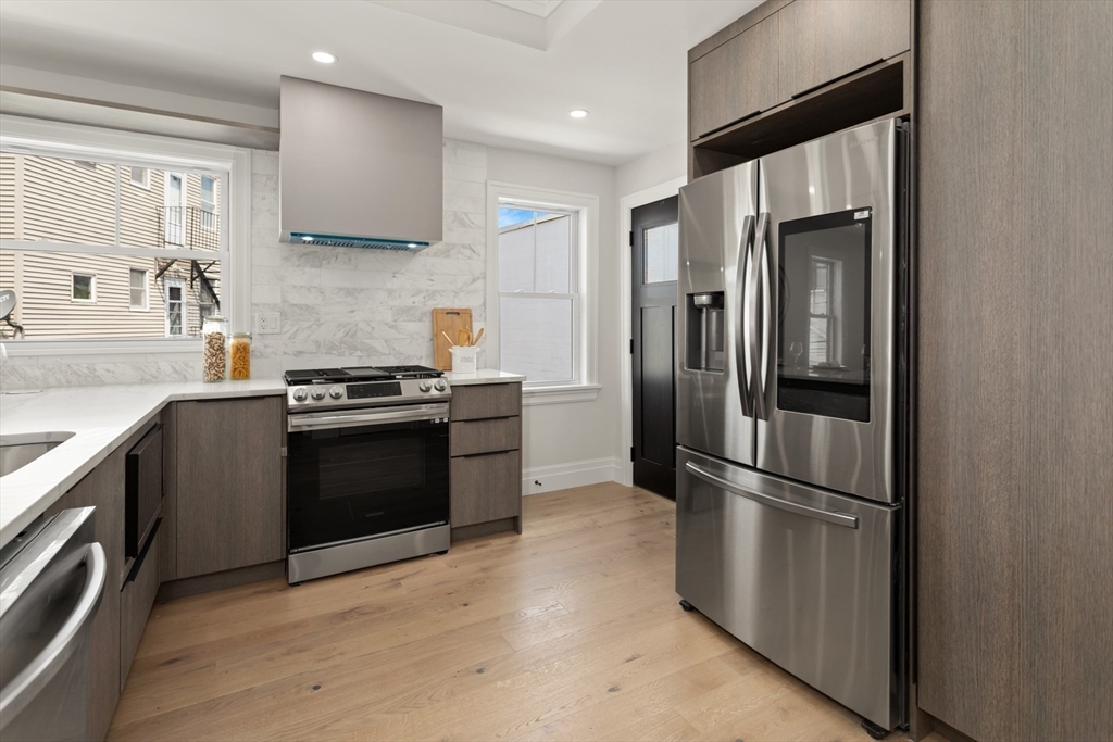 8 Linden St # 8
