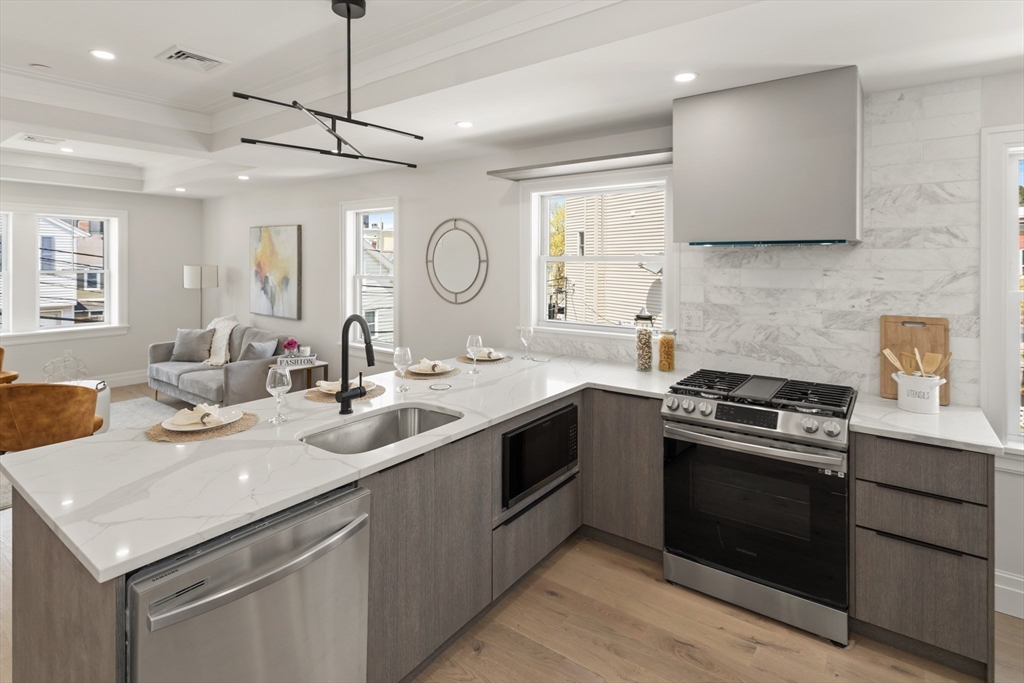 8 Linden St # 8