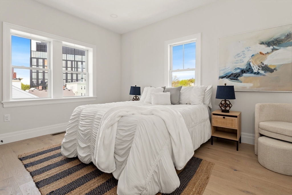 8 Linden St # 8