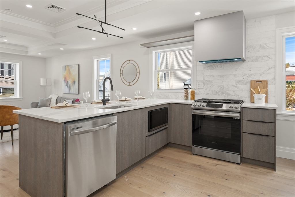 8 Linden St # 8