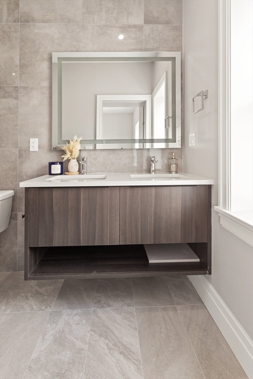 8 Linden St # 8