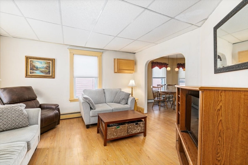 78 Washburn Ave