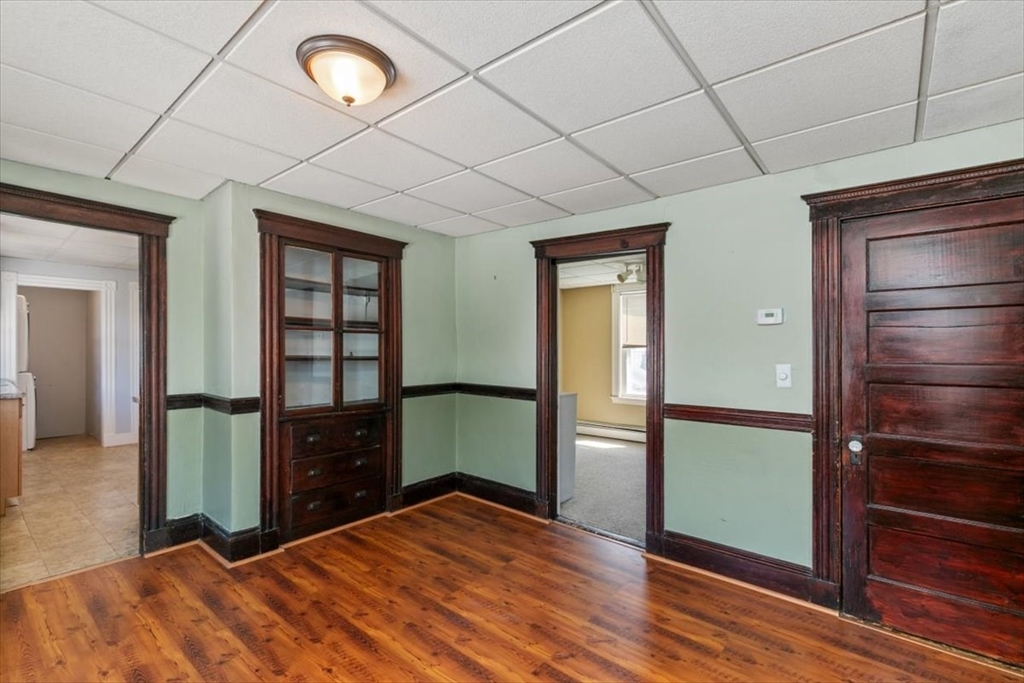 78 Washburn Ave