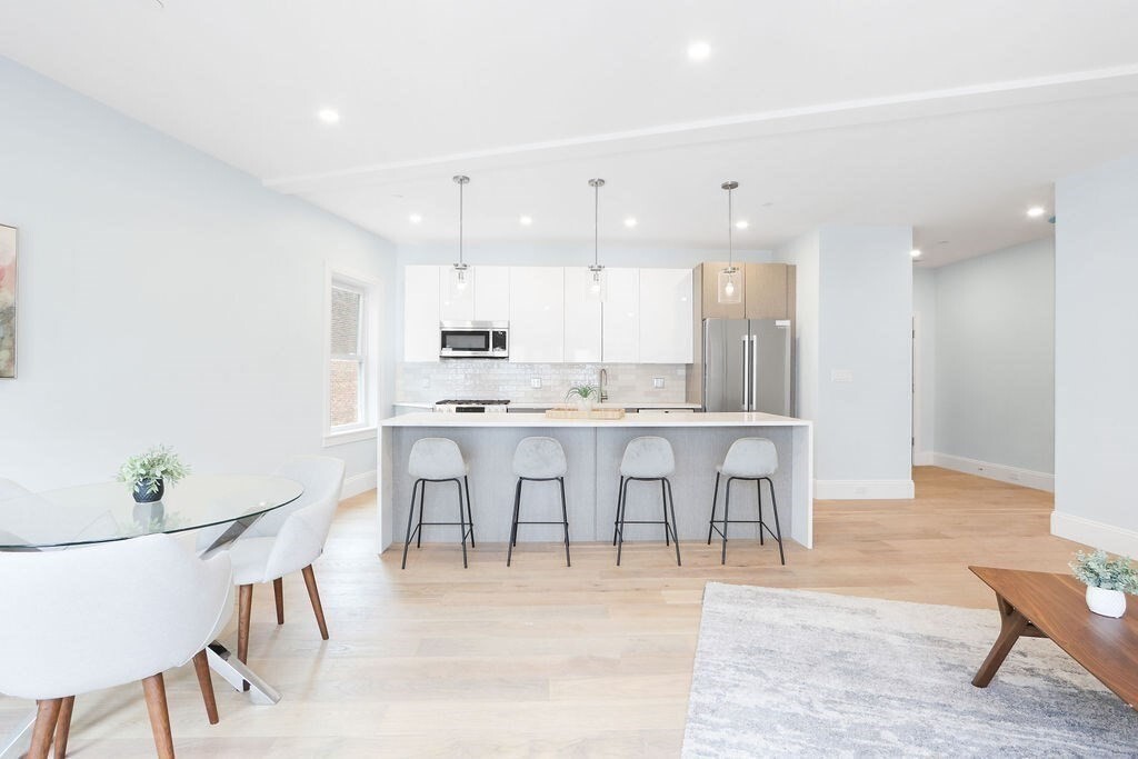 21 Glen Rd # 2