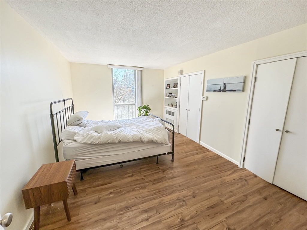33 Pond Ave # 521