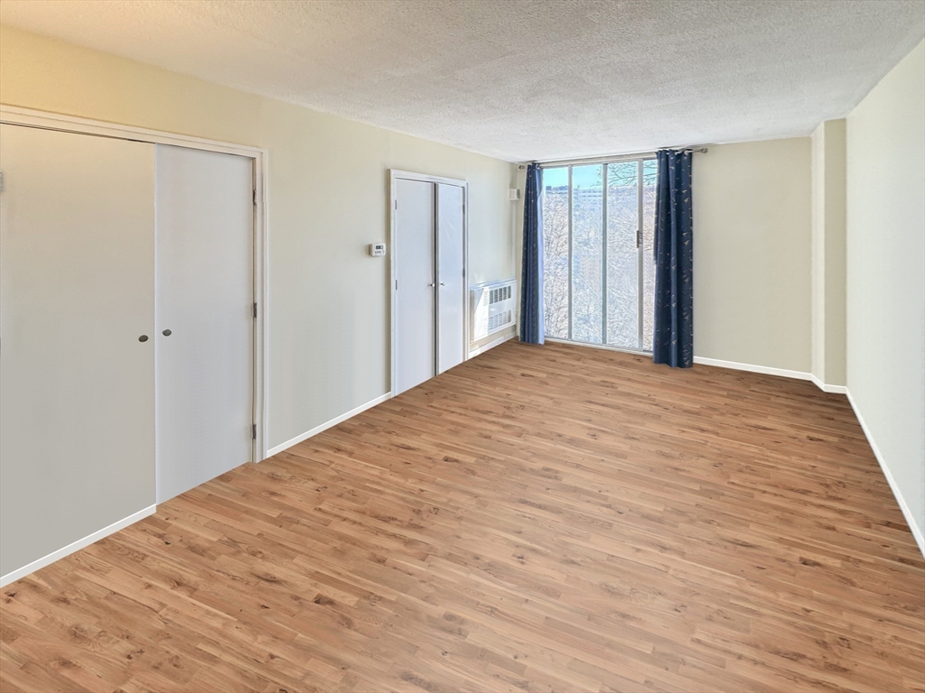 33 Pond Ave # 521