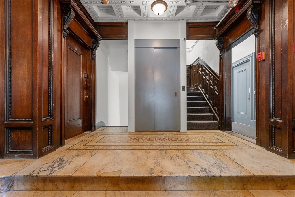 857 Beacon St # 4 Unit: B-4
