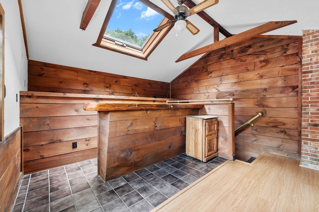 91 Queen Anne Way