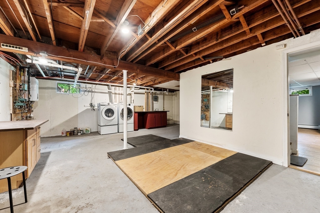 91 Queen Anne Way