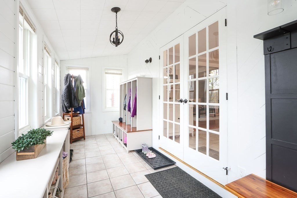 64 Sherwood Rd