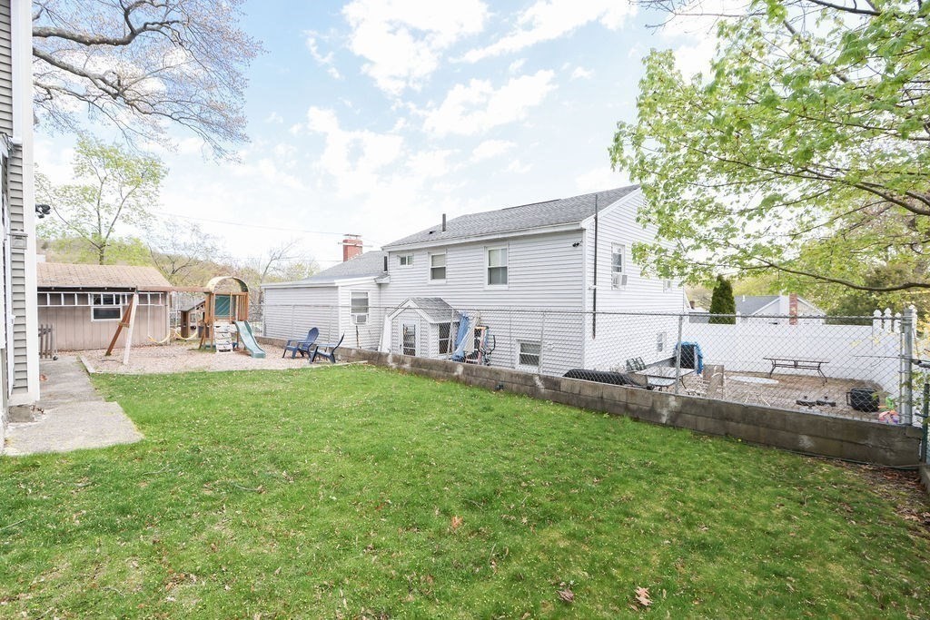 64 Sherwood Rd