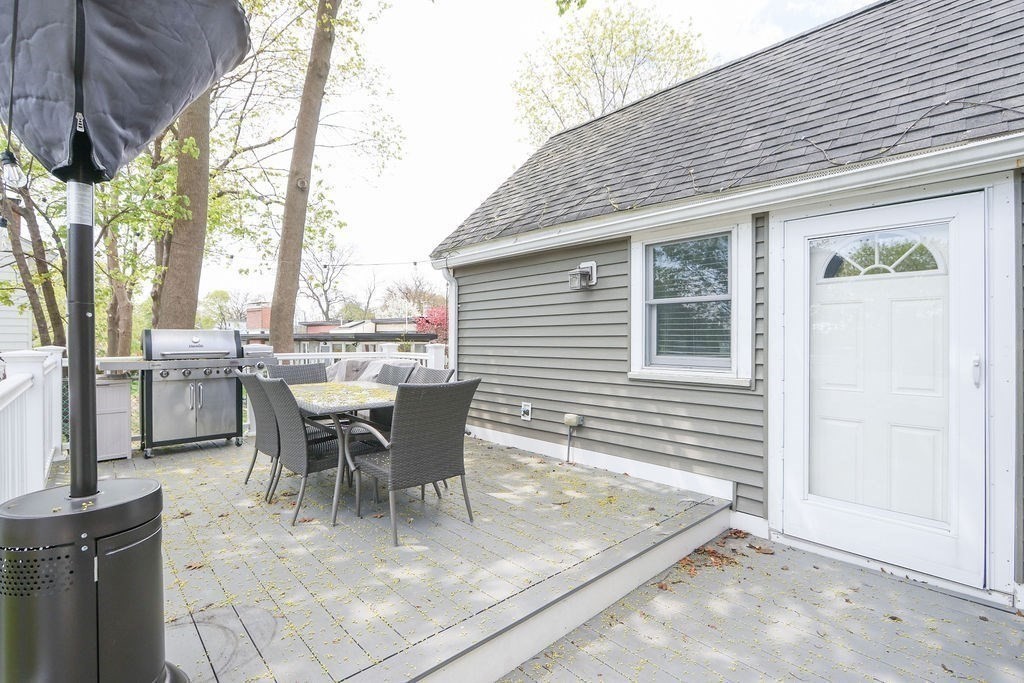 64 Sherwood Rd