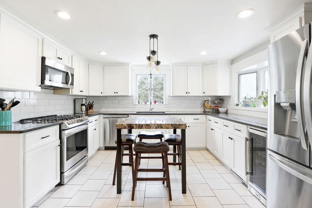 64 Sherwood Rd