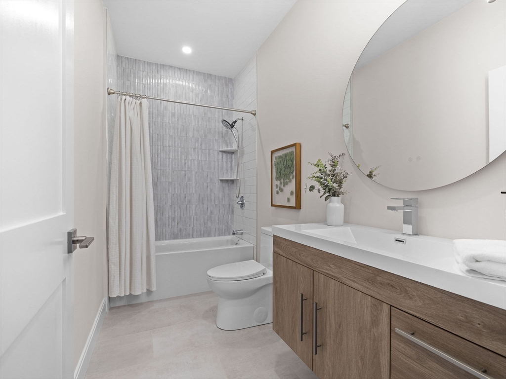 152 Lexington Street # 152