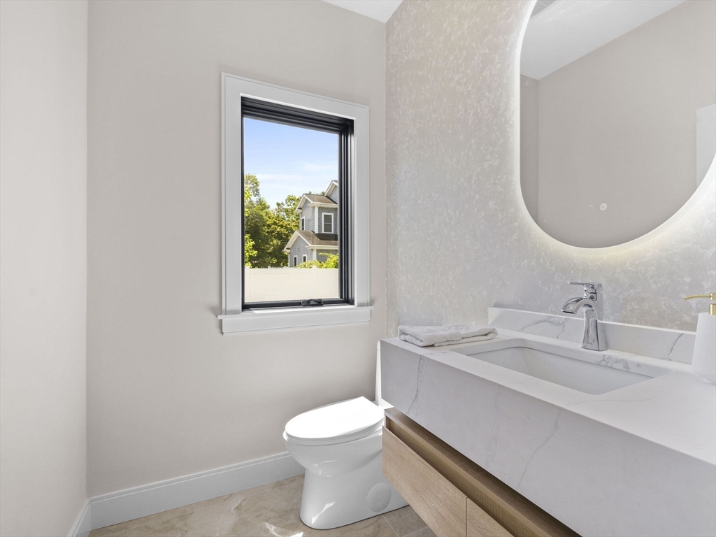 152 Lexington Street # 152