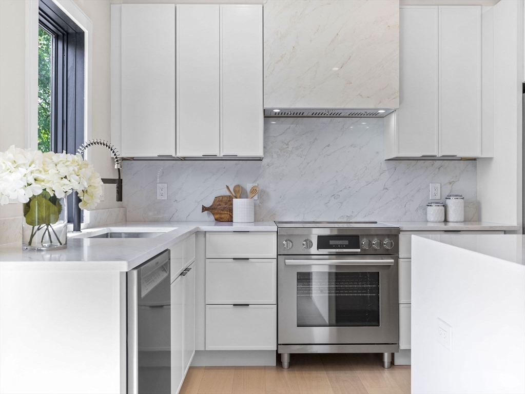 152 Lexington Street # 152