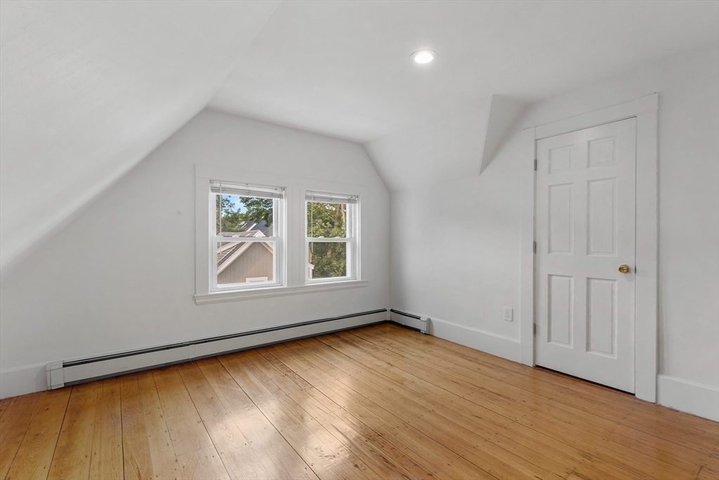 191 Davis Ave