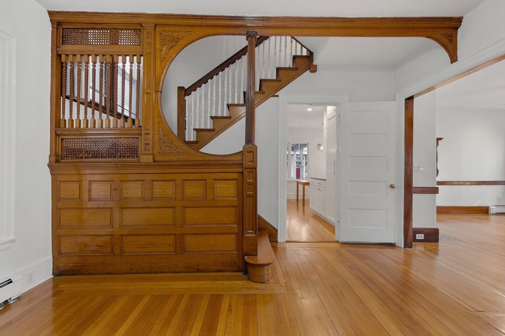 191 Davis Ave