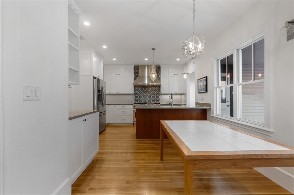 191 Davis Ave