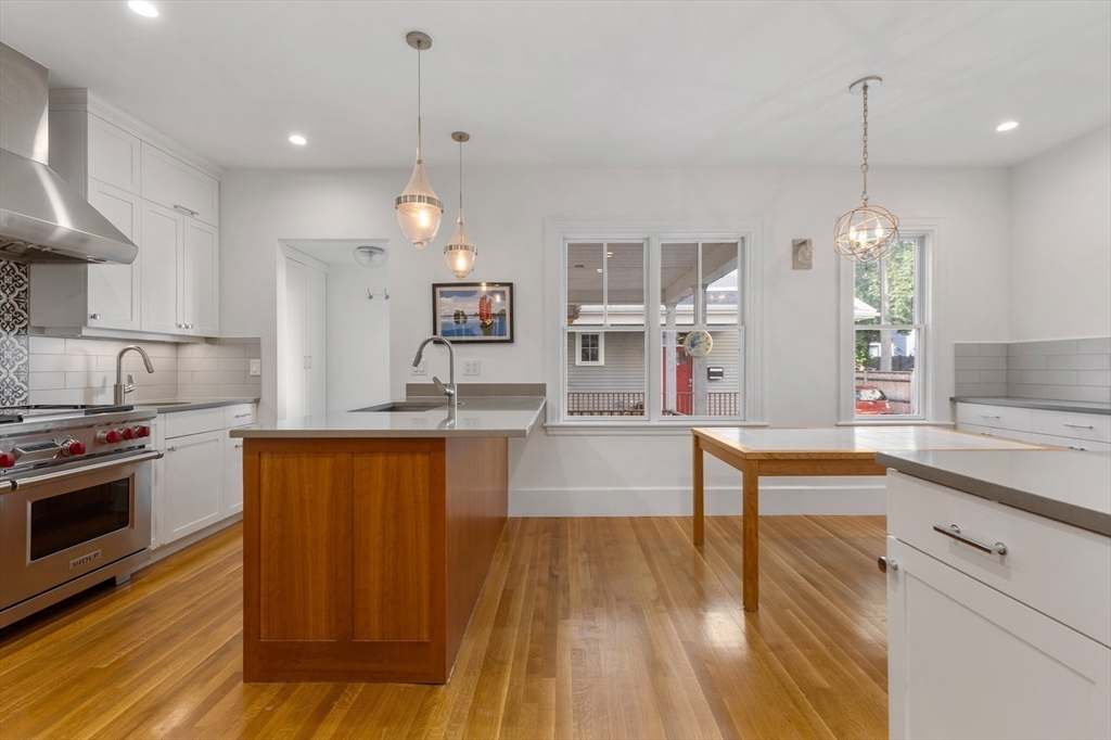 191 Davis Ave