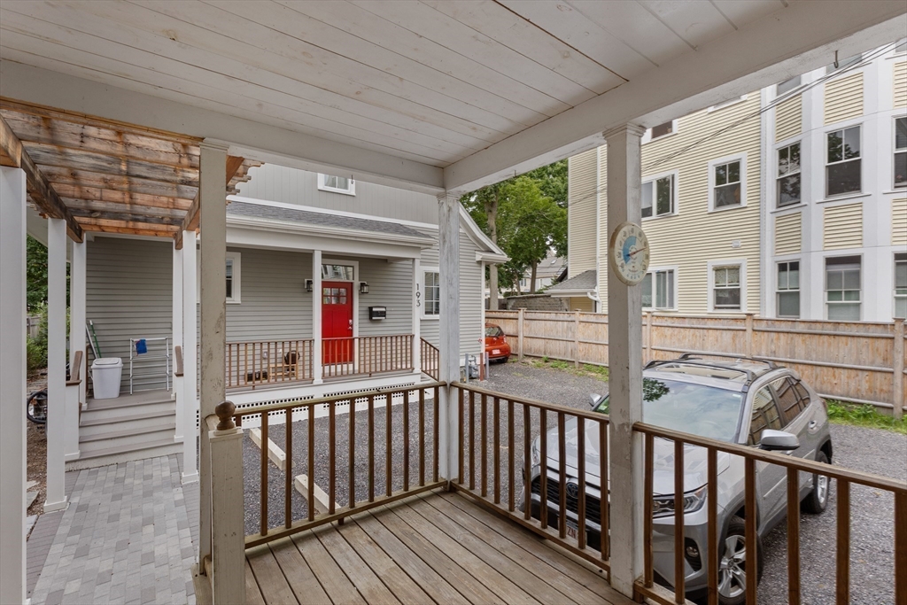 191 Davis Ave
